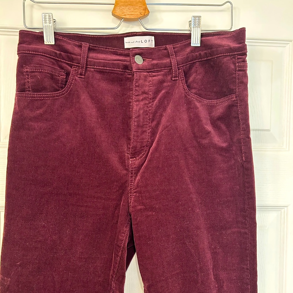 Loft size 8 maroon corduroy slim pants